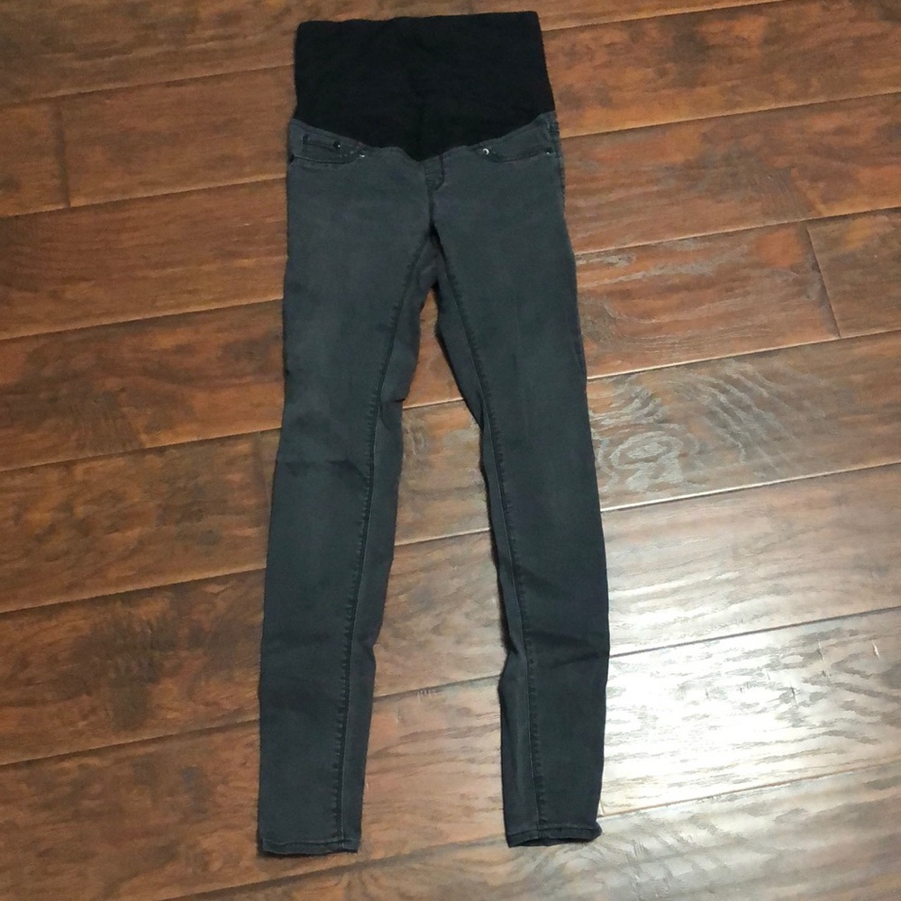 H&M Mama Maternity Jeans size 6